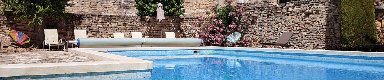 Holiday accommodations with swimming pool